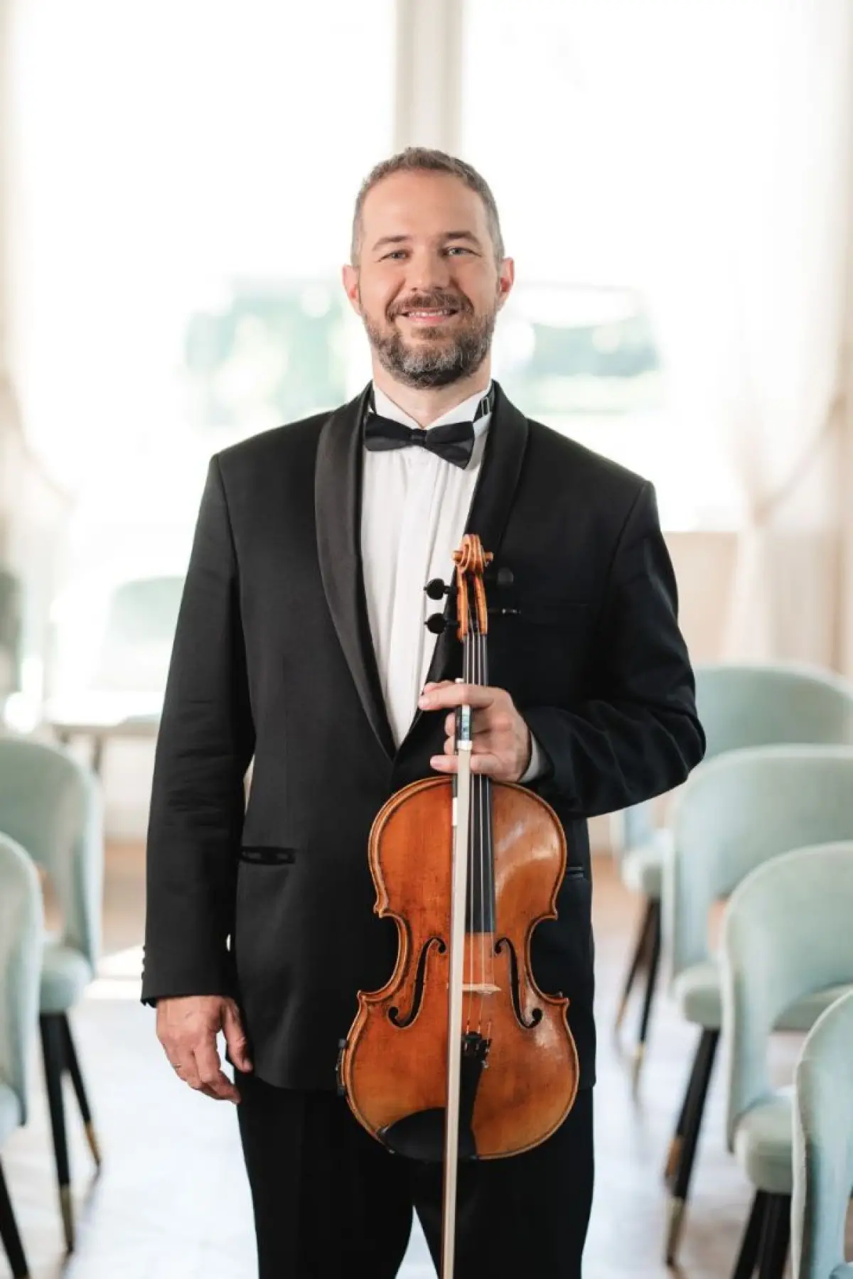 Kondor Péter - brácsa, szólamvezető Kondor Péter - brácsa, szólamvezető