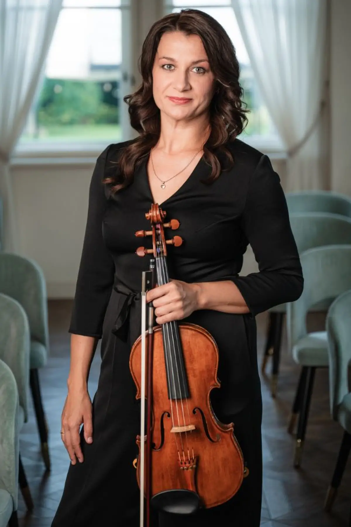 Németh-Izsák Ilona - brácsa / szólamvezető Németh-Izsák Ilona - brácsa / szólamvezető