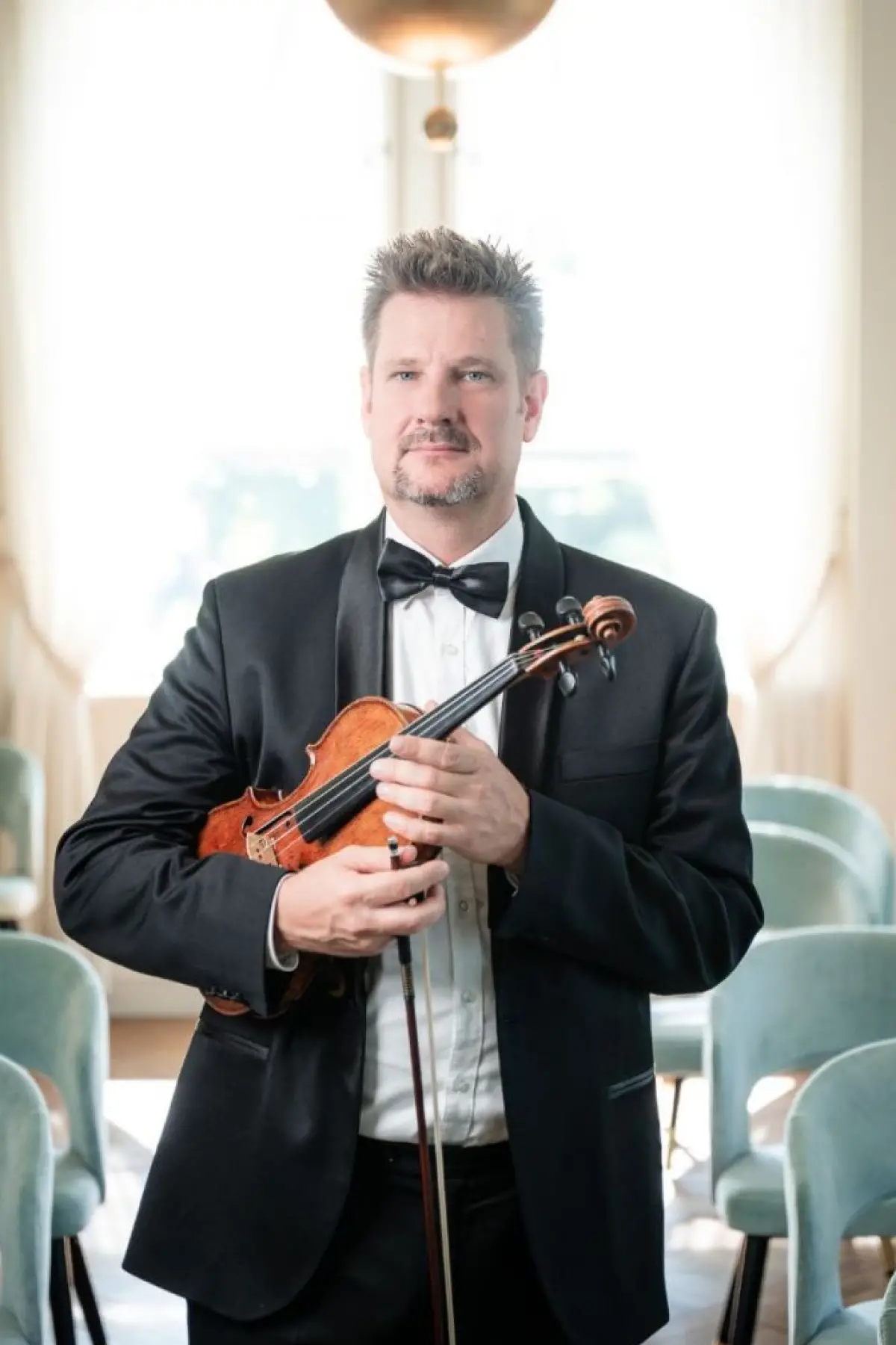 Pintér Attila - hegedű Pintér Attila - hegedű