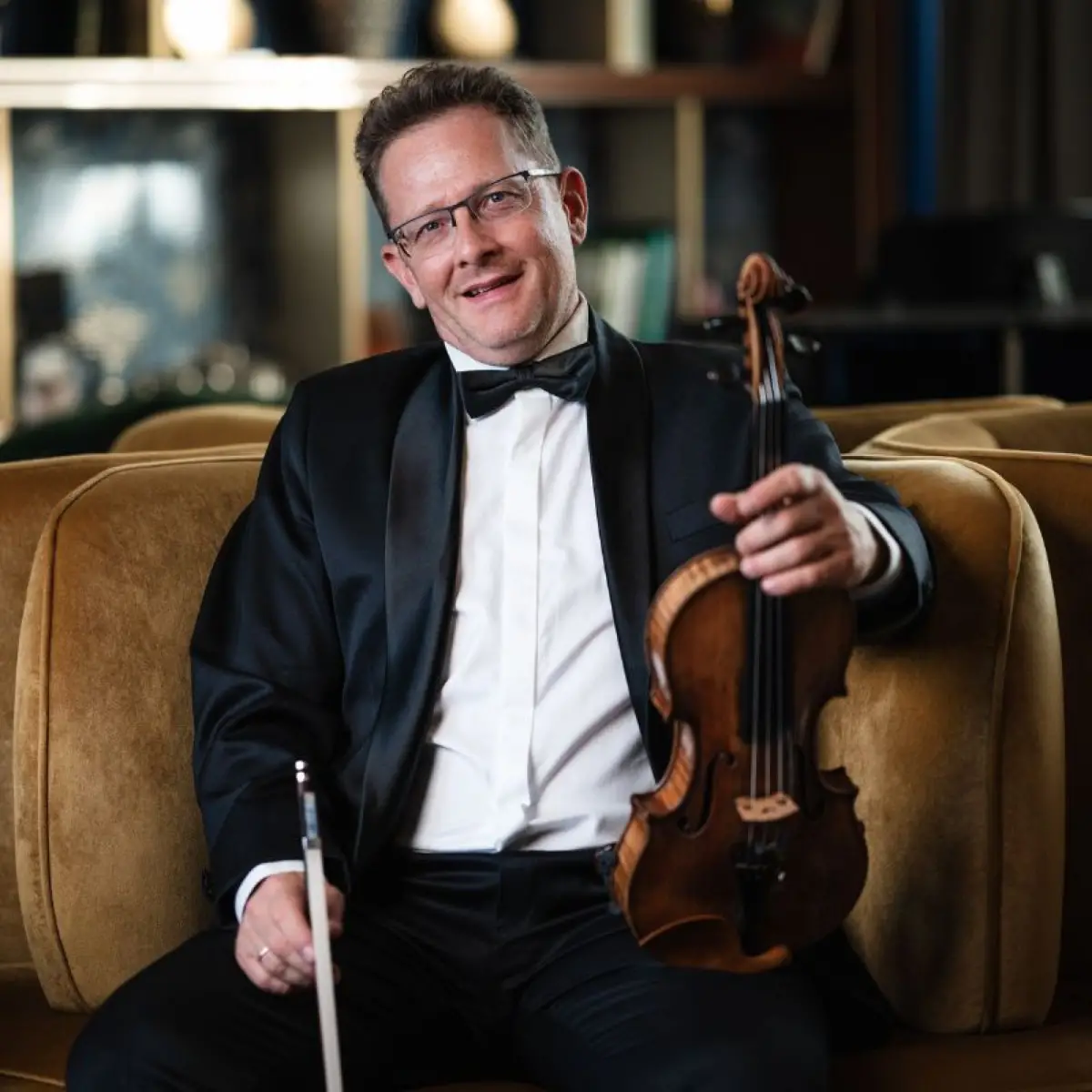 Tfirst Péter - koncertmester Tfirst Péter - koncertmester