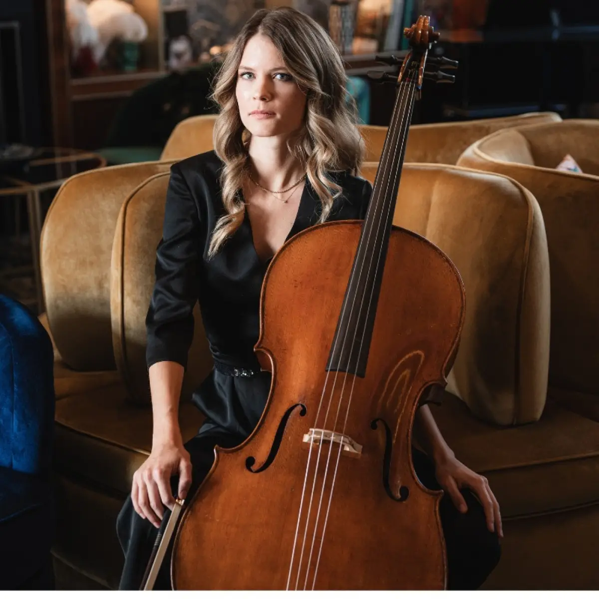 Bali Gabriella - cselló Bali Gabriella - cselló