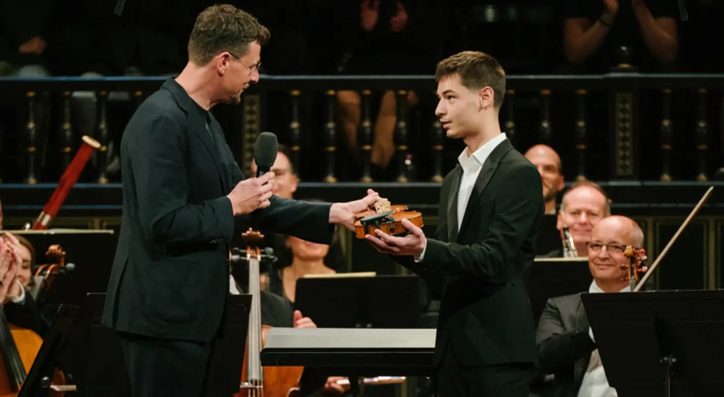 Legyen Tiéd a hegedűnk! pályázat- átadás